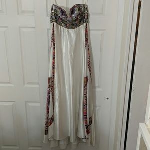 Gorgeous and Vibrant Beaded Prom dress